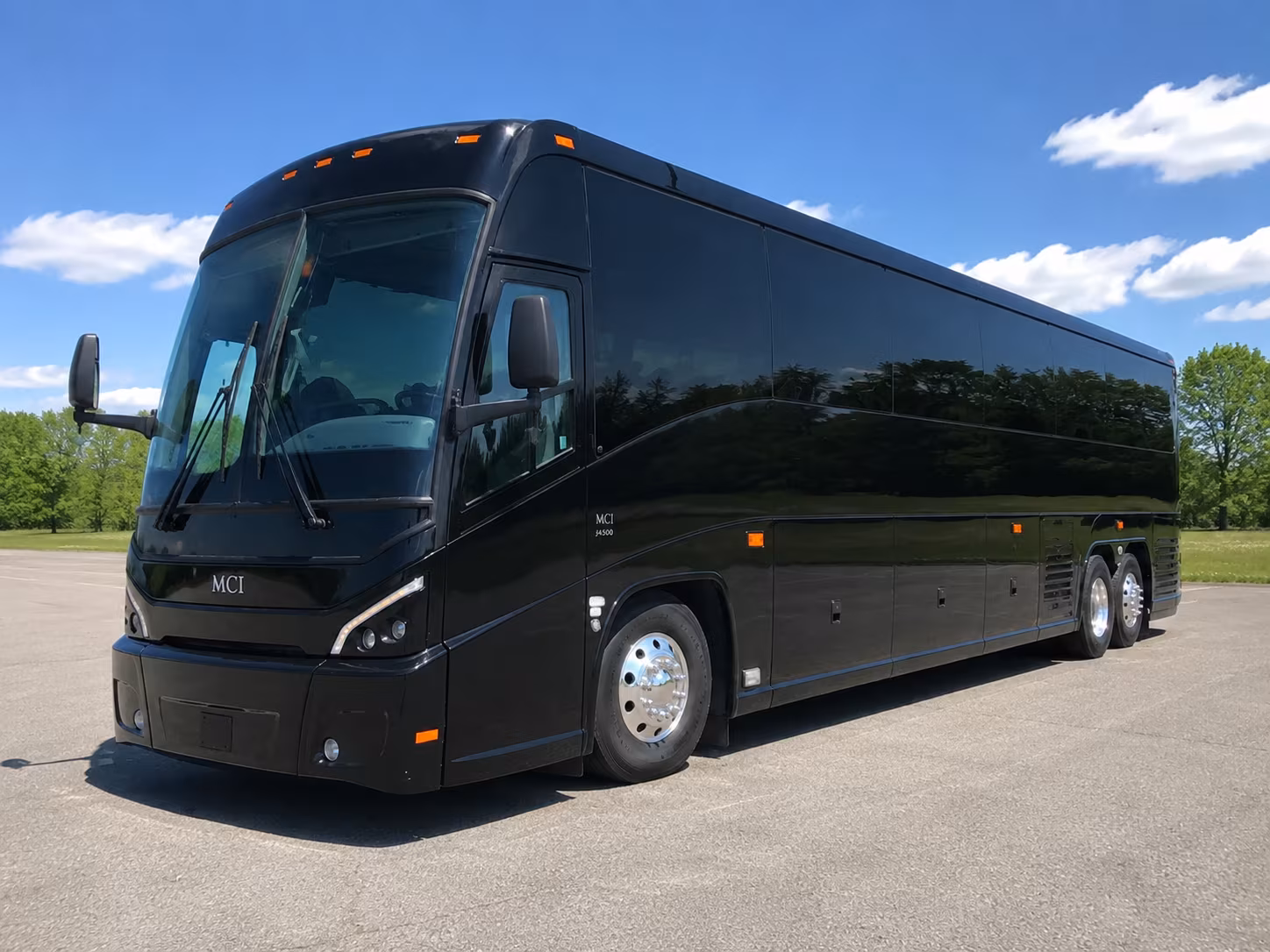 choosing the right bus for school field trips and prom in fort smith