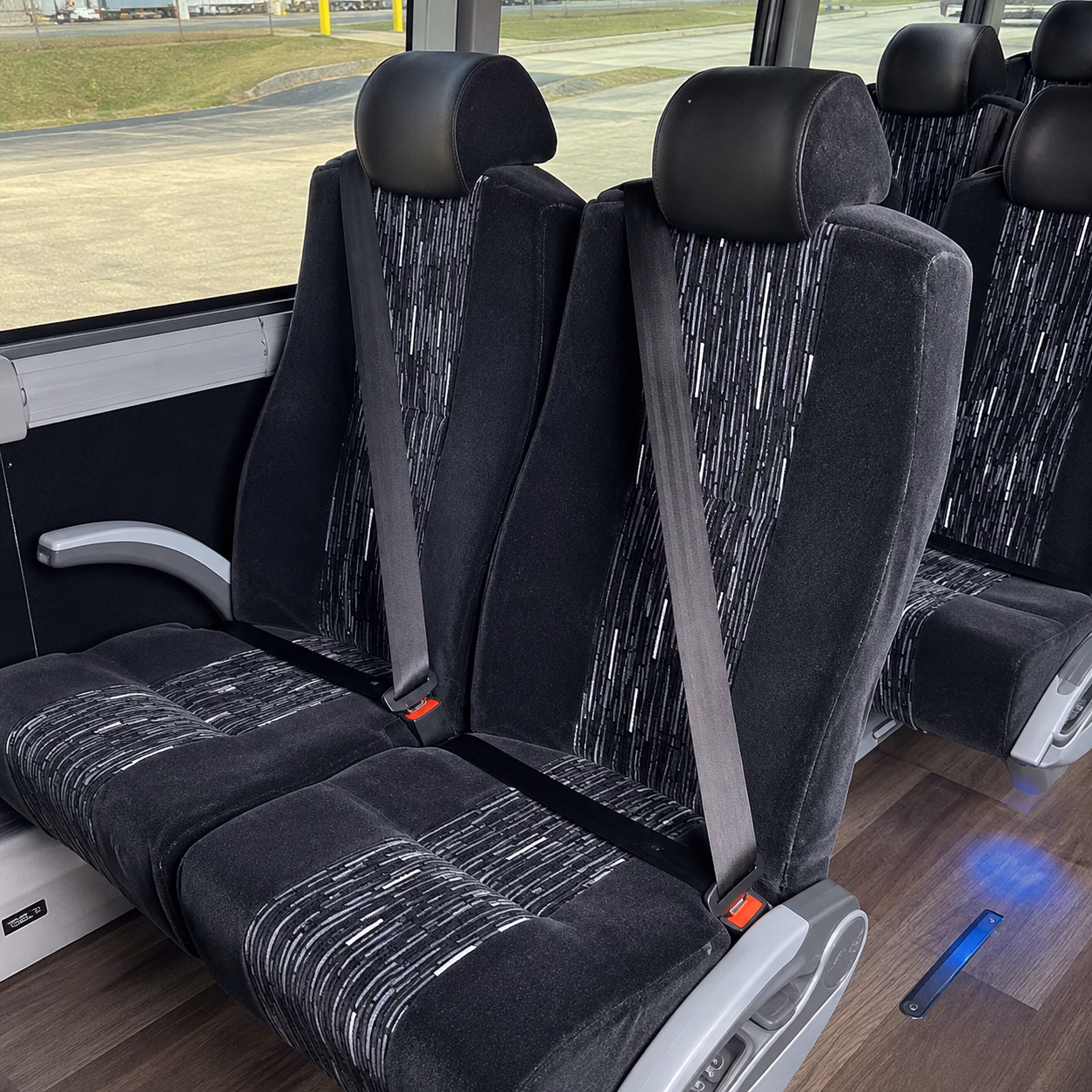 day trips to the altus wine cluster are easy with a bus