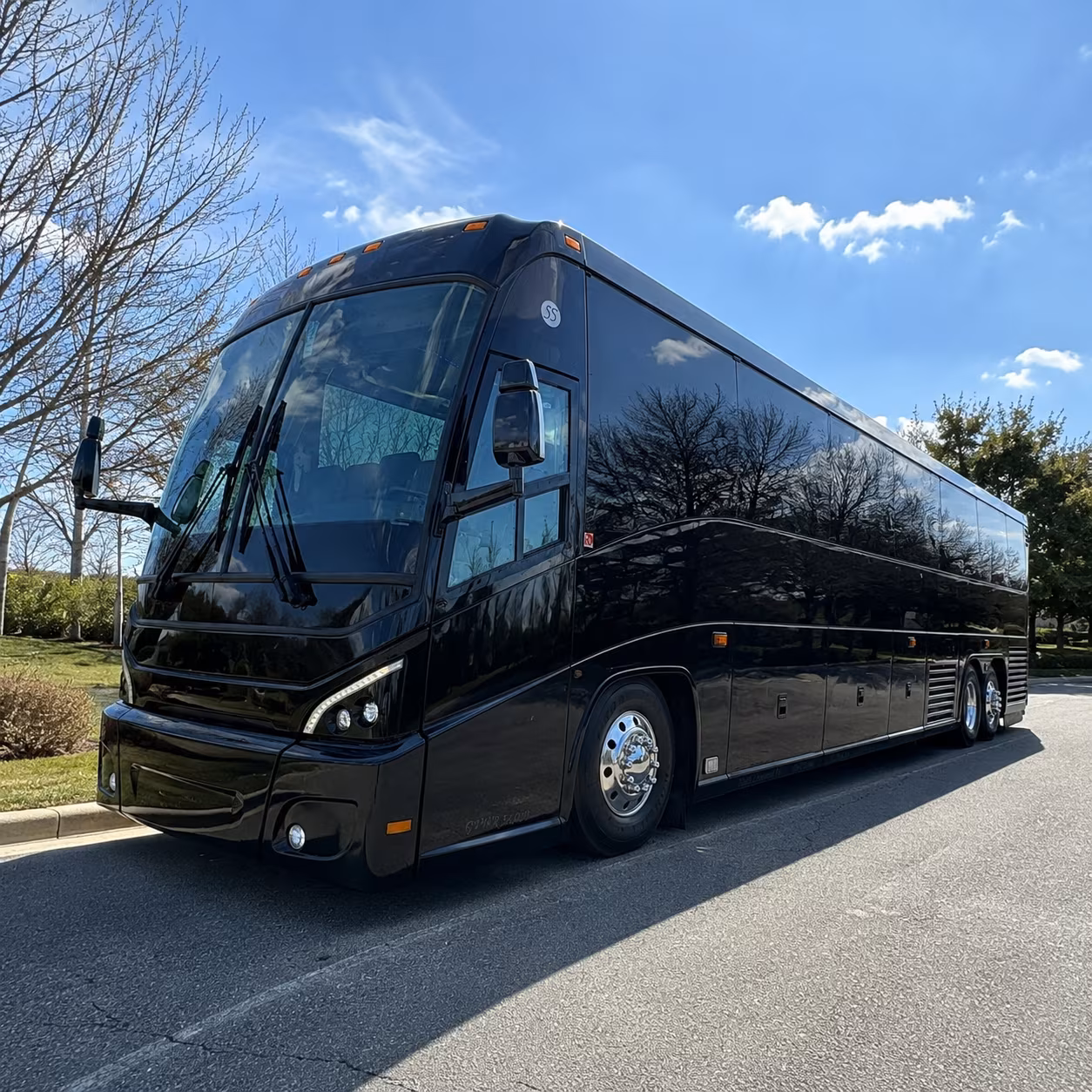 shuttle your shift workers between fort smith s manufacturing plants and their communities
